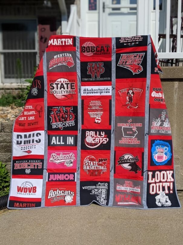 PRE-ORDER Custom T-Shirt quilt - King