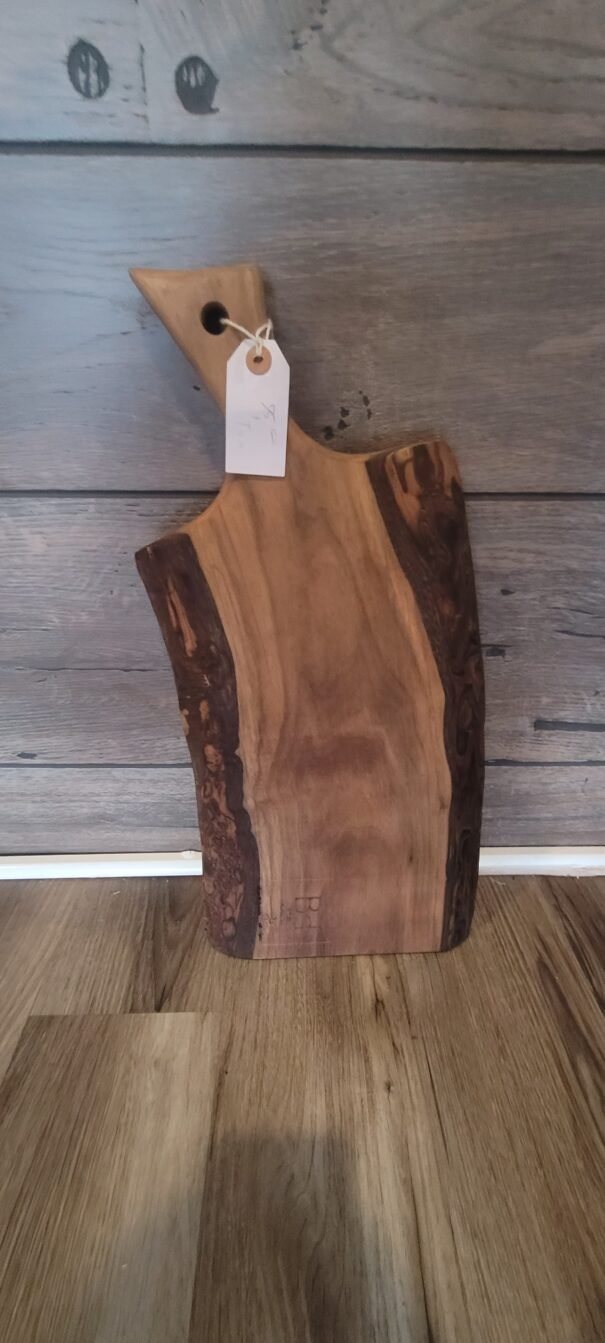 wooden cutting board with handle